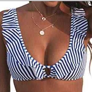 NWOT, Cupshe, high-waisted bikini (M)